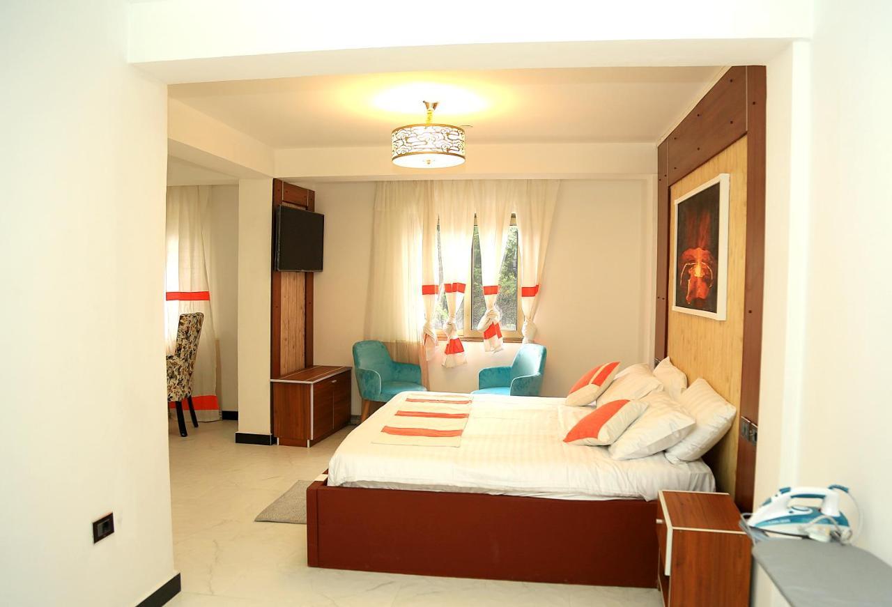 Abat Guest House Адис Абеба Екстериор снимка