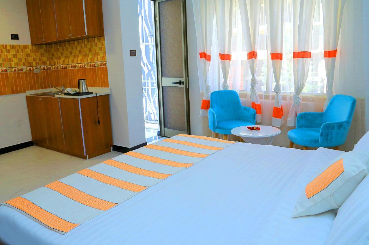Abat Guest House Адис Абеба Екстериор снимка