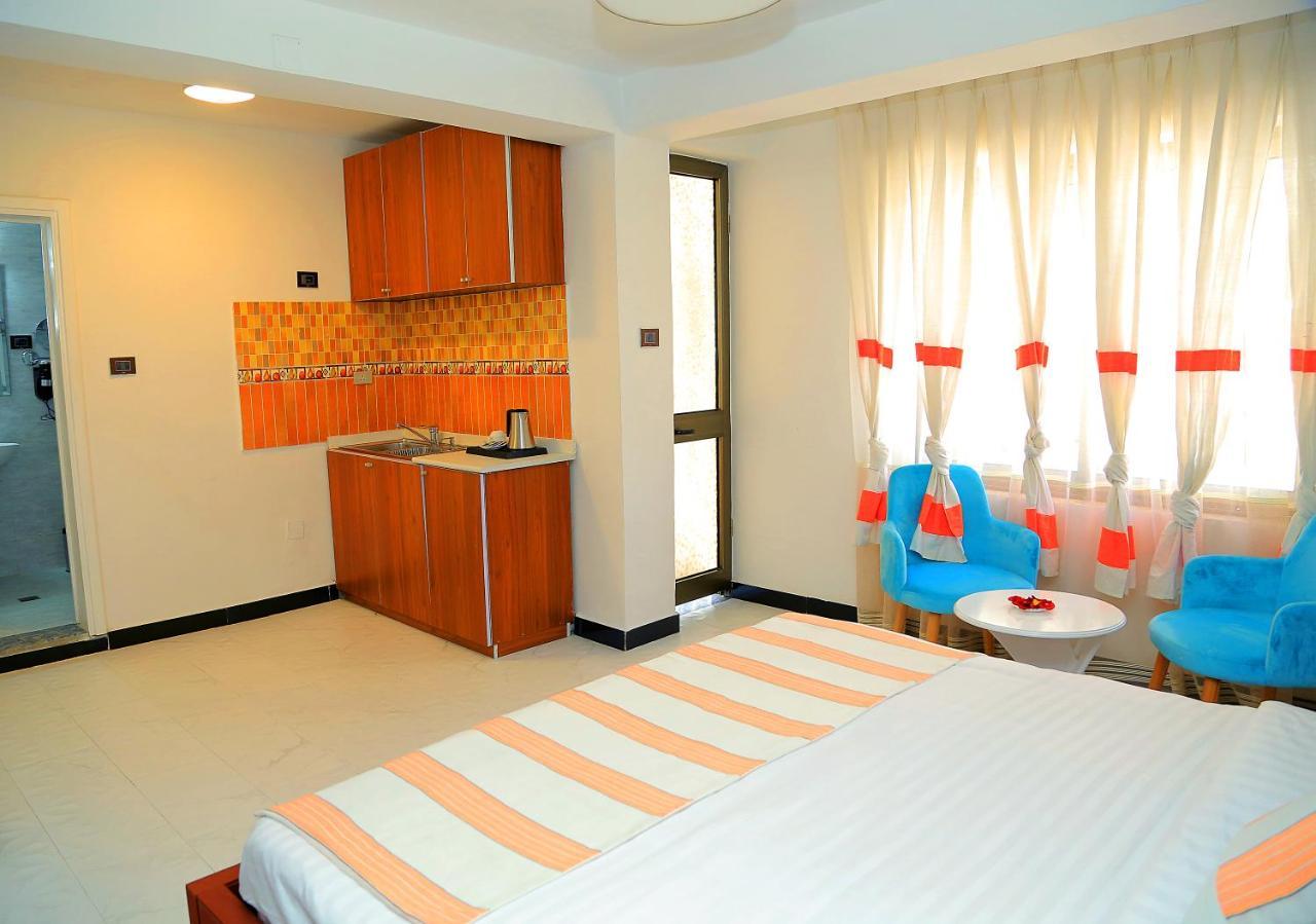 Abat Guest House Адис Абеба Екстериор снимка
