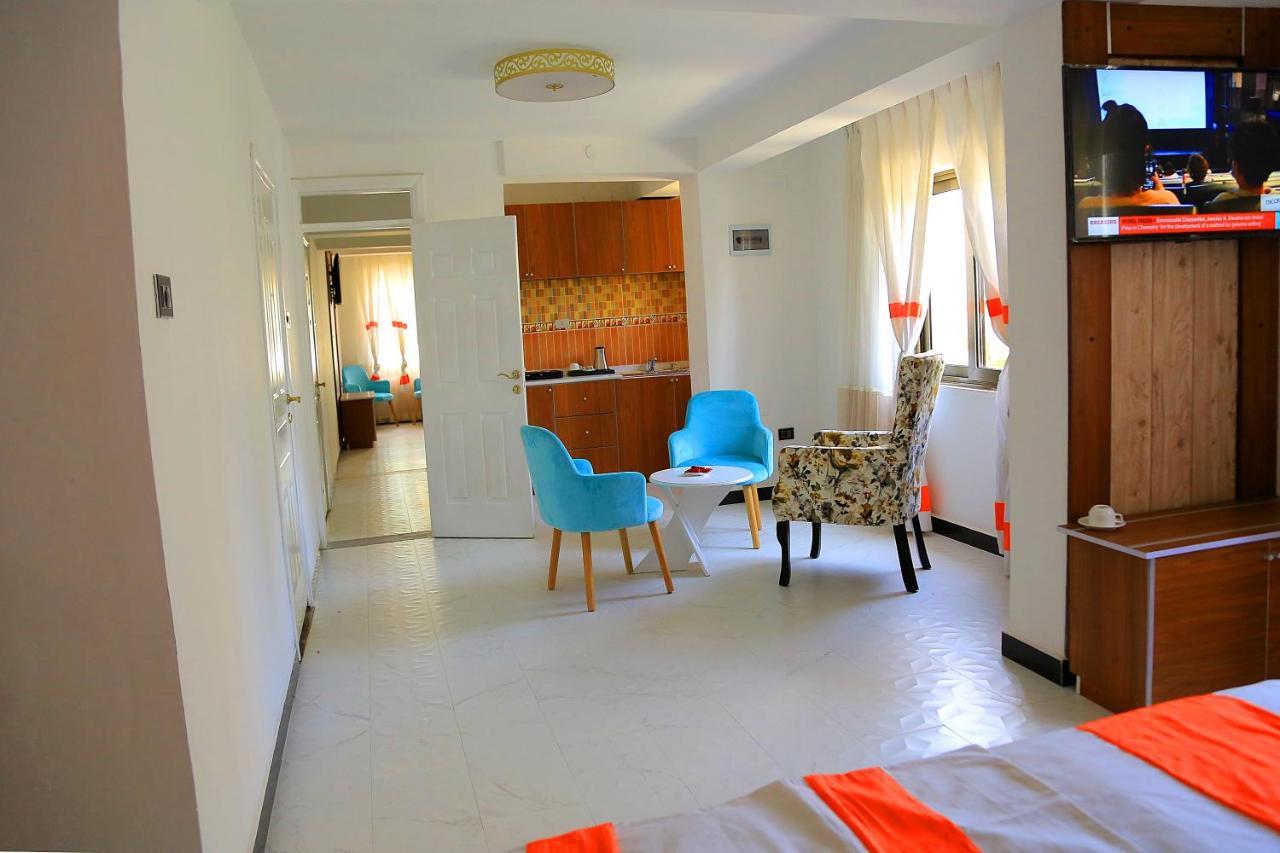 Abat Guest House Адис Абеба Екстериор снимка