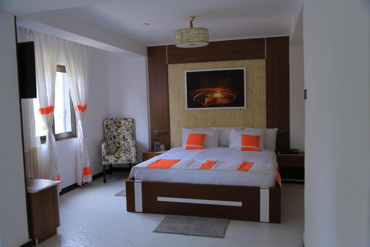 Abat Guest House Адис Абеба Екстериор снимка