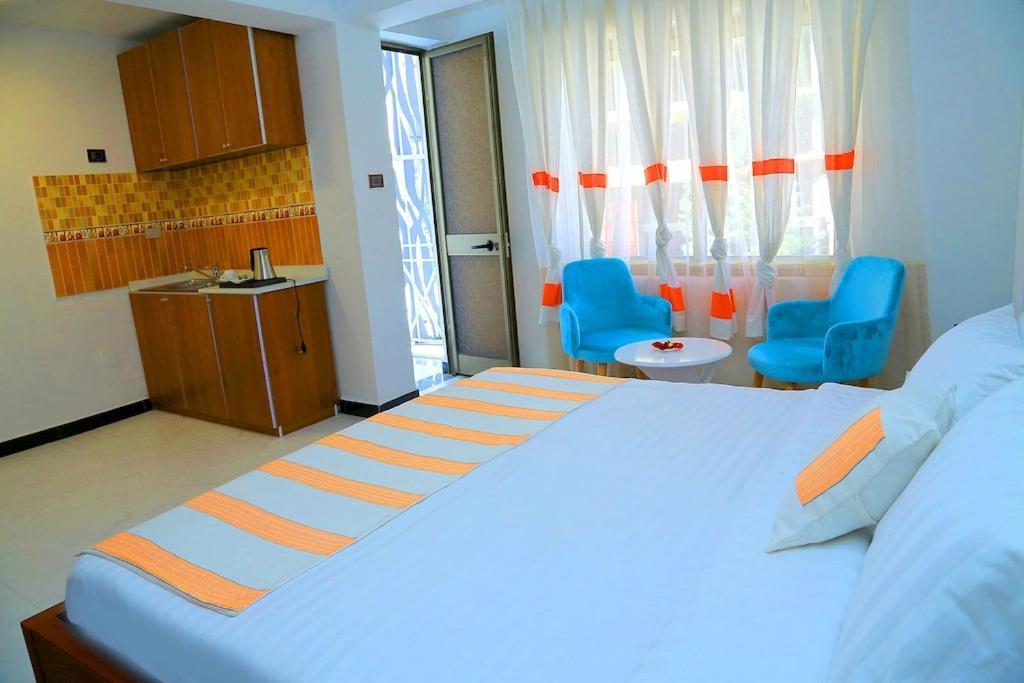 Abat Guest House Адис Абеба Екстериор снимка