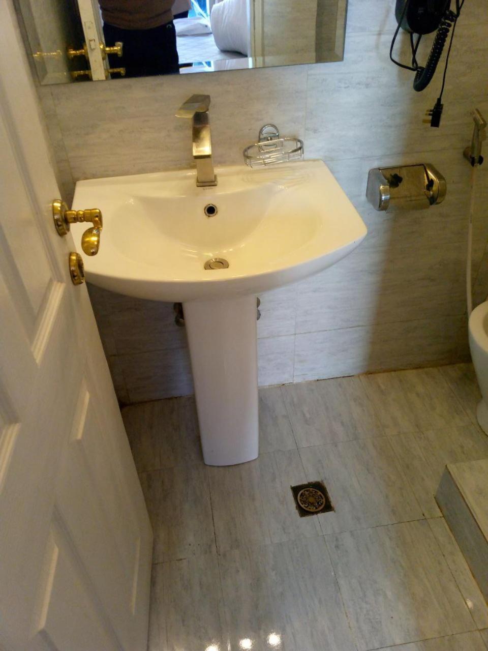 Abat Guest House Адис Абеба Екстериор снимка